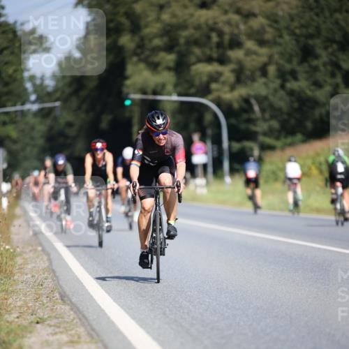 01.09.2024 - 17. Tribühne Triathlon H.Heesch http://msf.ph/oto/6949973 01.09.2024 12:10:00 Radfahren 402, 515, 536, 582, 608, 666, 667, 669, 670, 675 meine-sportfotos.de