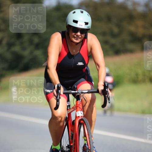 01.09.2024 - 17. Tribühne Triathlon H.Heesch http://msf.ph/oto/6950118 01.09.2024 12:10:15 Radfahren 556, 573, 631 meine-sportfotos.de