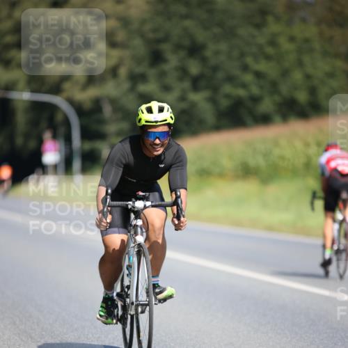 01.09.2024 - 17. Tribühne Triathlon H.Heesch http://msf.ph/oto/6950253 01.09.2024 12:11:06 Radfahren 586, 591, 651, 685 meine-sportfotos.de