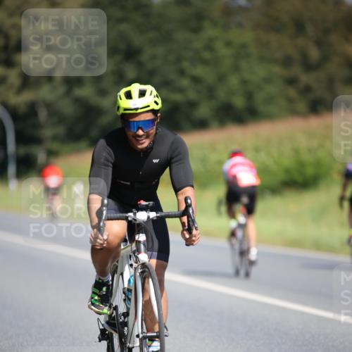 01.09.2024 - 17. Tribühne Triathlon H.Heesch http://msf.ph/oto/6950259 01.09.2024 12:11:07 Radfahren 586, 591, 651, 685 meine-sportfotos.de