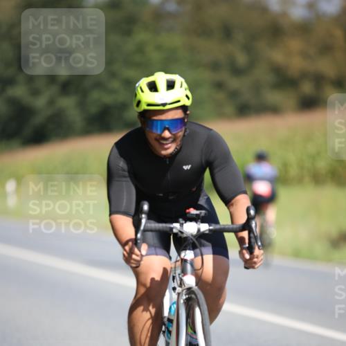 01.09.2024 - 17. Tribühne Triathlon H.Heesch http://msf.ph/oto/6950265 01.09.2024 12:11:07 Radfahren 586, 591, 651, 685 meine-sportfotos.de