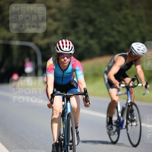 01.09.2024 - 17. Tribühne Triathlon H.Heesch http://msf.ph/oto/6950278 01.09.2024 12:11:15 Radfahren 586, 642, 651, 685 meine-sportfotos.de