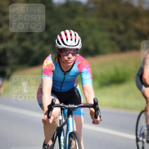 01.09.2024 - 17. Tribühne Triathlon H.Heesch http://msf.ph/oto/6950286 01.09.2024 12:11:15 Radfahren 586, 642, 651, 685 meine-sportfotos.de