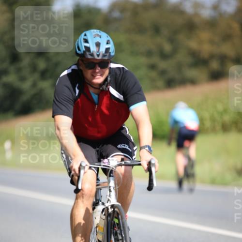01.09.2024 - 17. Tribühne Triathlon H.Heesch http://msf.ph/oto/6950320 01.09.2024 12:11:19 Radfahren 642 meine-sportfotos.de
