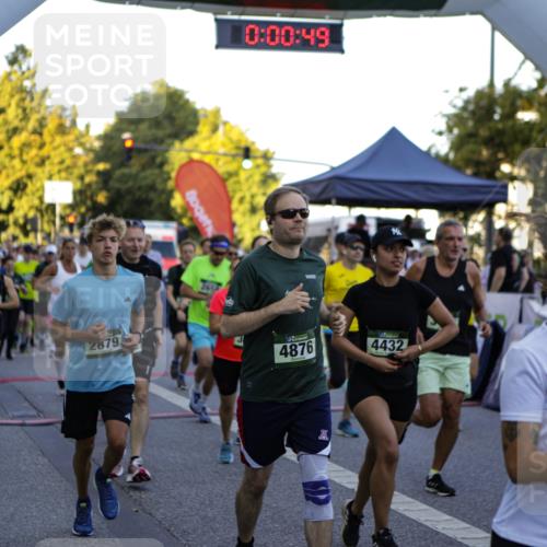 01.09.2024 - BARMER Alsterlauf Kathrin Stürmer Photography http://msf.ph/oto/6969051 01.09.2024 08:59:14 Ziel  meine-sportfotos.de