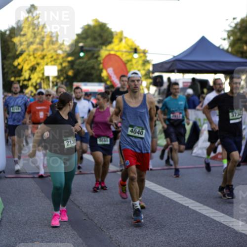 01.09.2024 - BARMER Alsterlauf Kathrin Stürmer Photography http://msf.ph/oto/6969054 01.09.2024 08:59:35 Ziel  meine-sportfotos.de