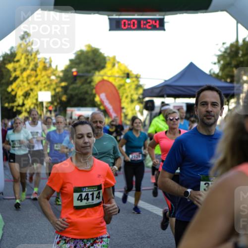 01.09.2024 - BARMER Alsterlauf Kathrin Stürmer Photography http://msf.ph/oto/6969056 01.09.2024 08:59:50 Ziel  meine-sportfotos.de