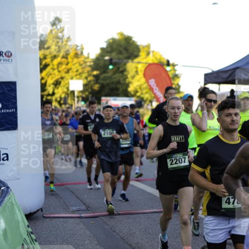 01.09.2024 - BARMER Alsterlauf Kathrin Stürmer Photography http://msf.ph/oto/6969064 01.09.2024 09:00:42 Ziel  meine-sportfotos.de