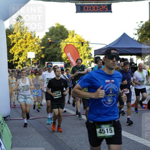 01.09.2024 - BARMER Alsterlauf Kathrin Stürmer Photography http://msf.ph/oto/6969274 01.09.2024 08:58:51 Ziel  meine-sportfotos.de