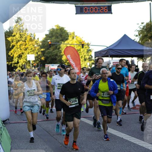 01.09.2024 - BARMER Alsterlauf Kathrin Stürmer Photography http://msf.ph/oto/6969278 01.09.2024 08:58:51 Ziel  meine-sportfotos.de