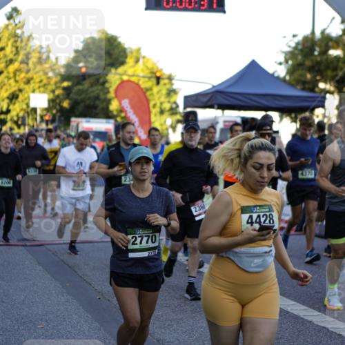 01.09.2024 - BARMER Alsterlauf Kathrin Stürmer Photography http://msf.ph/oto/6969281 01.09.2024 08:58:56 Ziel  meine-sportfotos.de
