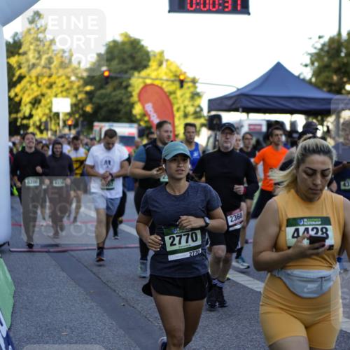 01.09.2024 - BARMER Alsterlauf Kathrin Stürmer Photography http://msf.ph/oto/6969282 01.09.2024 08:58:56 Ziel  meine-sportfotos.de