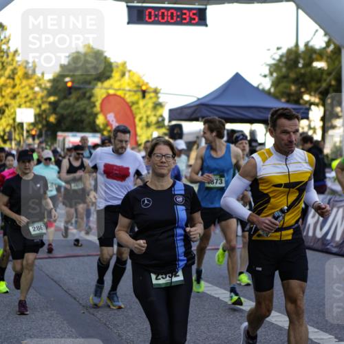 01.09.2024 - BARMER Alsterlauf Kathrin Stürmer Photography http://msf.ph/oto/6969288 01.09.2024 08:59:01 Ziel  meine-sportfotos.de