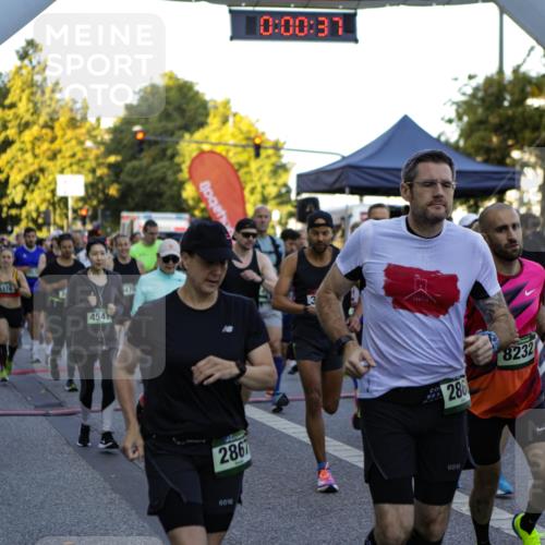 01.09.2024 - BARMER Alsterlauf Kathrin Stürmer Photography http://msf.ph/oto/6969295 01.09.2024 08:59:02 Ziel  meine-sportfotos.de