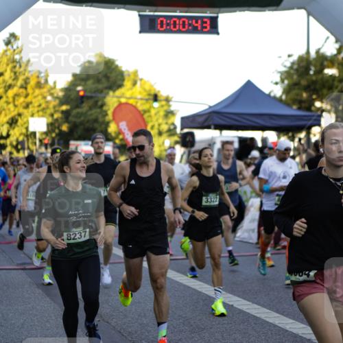 01.09.2024 - BARMER Alsterlauf Kathrin Stürmer Photography http://msf.ph/oto/6969301 01.09.2024 08:59:08 Ziel  meine-sportfotos.de