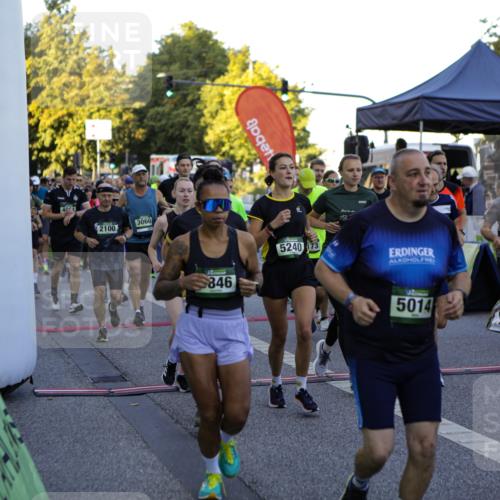 01.09.2024 - BARMER Alsterlauf Kathrin Stürmer Photography http://msf.ph/oto/6969341 01.09.2024 09:00:41 Ziel  meine-sportfotos.de