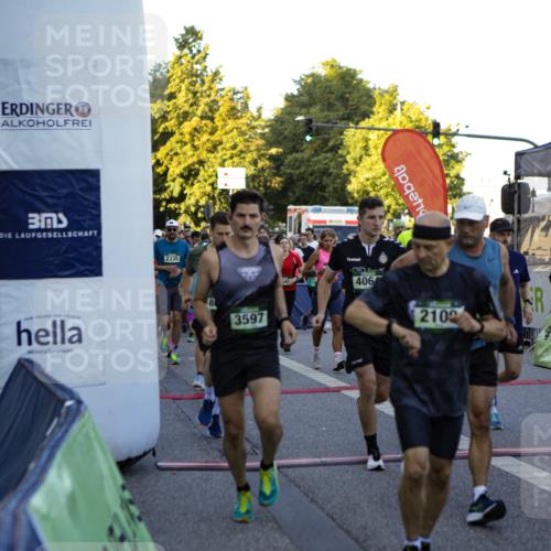 01.09.2024 - BARMER Alsterlauf Kathrin Stürmer Photography http://msf.ph/oto/6969345 01.09.2024 09:00:43 Ziel  meine-sportfotos.de