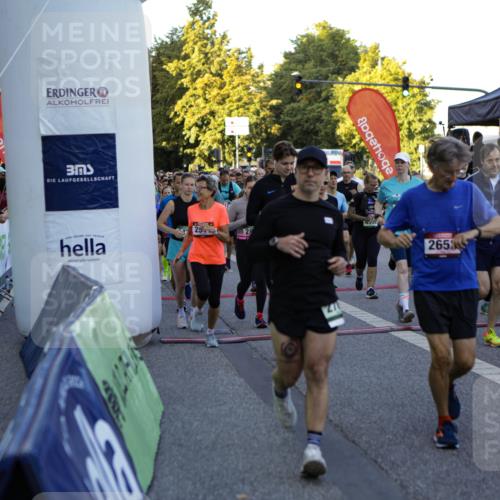 01.09.2024 - BARMER Alsterlauf Kathrin Stürmer Photography http://msf.ph/oto/6969373 01.09.2024 09:01:46 Ziel  meine-sportfotos.de