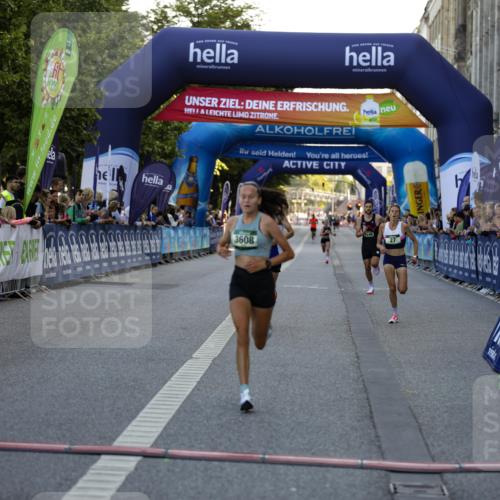 01.09.2024 - BARMER Alsterlauf Kathrin Stürmer Photography http://msf.ph/oto/6969546 01.09.2024 09:34:45 Ziel 2043, 2495, 2528, 2861, 2926, 3225, 3941, 4180, 4326, 4400, 4408, 4776, 4796, 4839, 5005, 5024, 5203, 27, 3608, 4146, 5275, 8170 meine-sportfotos.de
