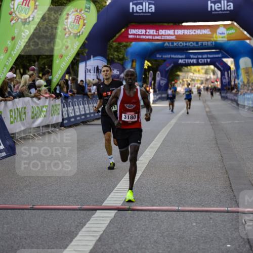 01.09.2024 - BARMER Alsterlauf Kathrin Stürmer Photography http://msf.ph/oto/6969571 01.09.2024 09:35:40 Ziel 2440, 2847, 2882, 3073, 3087, 3244, 3378, 3459, 3939, 4617, 4877, 2524, 3180, 3571, 3683, 4752 meine-sportfotos.de
