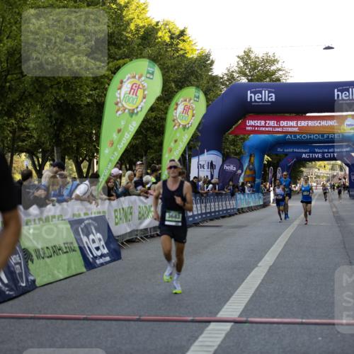 01.09.2024 - BARMER Alsterlauf Kathrin Stürmer Photography http://msf.ph/oto/6969583 01.09.2024 09:35:43 Ziel 2074, 2324, 2440, 2847, 2882, 3073, 3087, 3459, 3939, 4201, 4284, 4617, 4877, 2524, 3180, 3571, 3683, 4752, 8379 meine-sportfotos.de