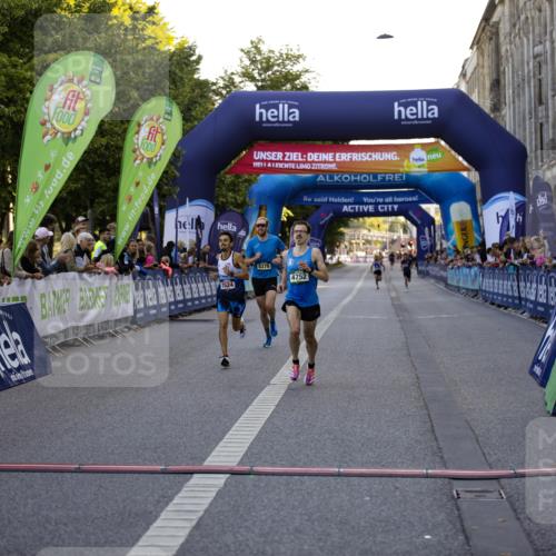 01.09.2024 - BARMER Alsterlauf Kathrin Stürmer Photography http://msf.ph/oto/6969587 01.09.2024 09:35:47 Ziel 2074, 2090, 2324, 2440, 2882, 3073, 3087, 3459, 3939, 4201, 4284, 4617, 4877, 5060, 5076, 2524, 3571, 3683, 4752, 8379 meine-sportfotos.de