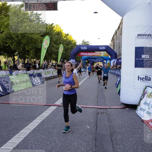 01.09.2024 - BARMER Alsterlauf Kathrin Stürmer Photography http://msf.ph/oto/6969654 01.09.2024 09:52:24 Ziel 2343, 2583, 2607, 2615, 2703, 2917, 2961, 3061, 3063, 3420, 3421, 3678, 3778, 4208, 4427, 4741, 4961, 4986, 5121, 5166, 5187, 5190, 8028, 8041, 8246, 8356, 2082, 2429, 3037, 3130, 3253, 3306, 3496, 3595, 3690, 3691, 3720, 4179, 4369, 4758, 4773, 4942, 5086, 5184 meine-sportfotos.de