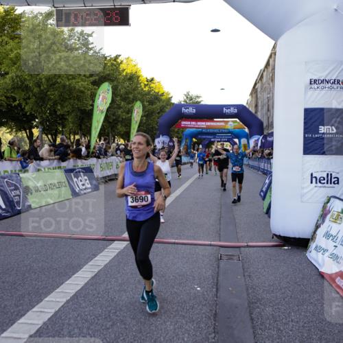 01.09.2024 - BARMER Alsterlauf Kathrin Stürmer Photography http://msf.ph/oto/6969655 01.09.2024 09:52:24 Ziel 2343, 2583, 2607, 2615, 2703, 2917, 2961, 3061, 3063, 3420, 3421, 3678, 3778, 4208, 4427, 4741, 4961, 4986, 5121, 5166, 5187, 5190, 8028, 8041, 8246, 8356, 2082, 2429, 3037, 3130, 3253, 3306, 3496, 3595, 3690, 3691, 3720, 4179, 4369, 4758, 4773, 4942, 5086, 5184 meine-sportfotos.de