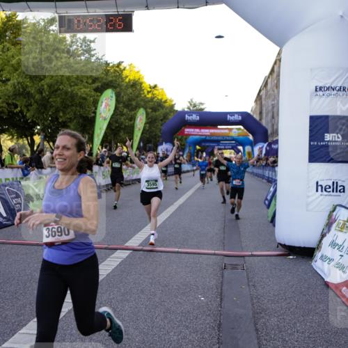 01.09.2024 - BARMER Alsterlauf Kathrin Stürmer Photography http://msf.ph/oto/6969658 01.09.2024 09:52:24 Ziel 2343, 2583, 2607, 2615, 2703, 2917, 2961, 3061, 3063, 3420, 3421, 3678, 3778, 4208, 4427, 4741, 4961, 4986, 5121, 5166, 5187, 5190, 8028, 8041, 8246, 8356, 2082, 2429, 3037, 3130, 3253, 3306, 3496, 3595, 3690, 3691, 3720, 4179, 4369, 4758, 4773, 4942, 5086, 5184 meine-sportfotos.de