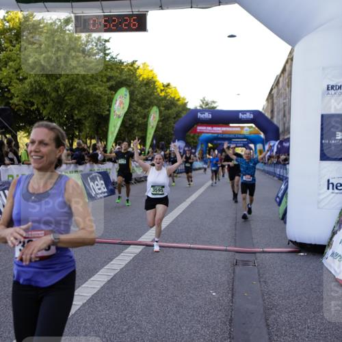 01.09.2024 - BARMER Alsterlauf Kathrin Stürmer Photography http://msf.ph/oto/6969659 01.09.2024 09:52:24 Ziel 2343, 2583, 2607, 2615, 2703, 2917, 2961, 3061, 3063, 3420, 3421, 3678, 3778, 4208, 4427, 4741, 4961, 4986, 5121, 5166, 5187, 5190, 8028, 8041, 8246, 8356, 2082, 2429, 3037, 3130, 3253, 3306, 3496, 3595, 3690, 3691, 3720, 4179, 4369, 4758, 4773, 4942, 5086, 5184 meine-sportfotos.de