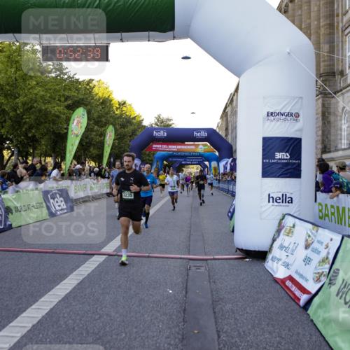 01.09.2024 - BARMER Alsterlauf Kathrin Stürmer Photography http://msf.ph/oto/6969672 01.09.2024 09:52:37 Ziel 2583, 2607, 2735, 2737, 2778, 2880, 3279, 3507, 3635, 3778, 3823, 3843, 4248, 4288, 4427, 4712, 4741, 4986, 5187, 5234, 8028, 8066, 2036, 2188, 2453, 3037, 3235, 3716, 3858, 4077, 4200, 4658, 4864, 4933, 5236, 8095, 8098, 8269 meine-sportfotos.de