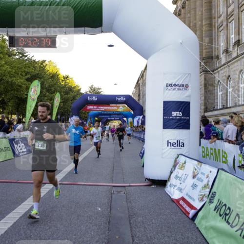01.09.2024 - BARMER Alsterlauf Kathrin Stürmer Photography http://msf.ph/oto/6969676 01.09.2024 09:52:37 Ziel 2583, 2607, 2735, 2737, 2778, 2880, 3279, 3507, 3635, 3778, 3823, 3843, 4248, 4288, 4427, 4712, 4741, 4986, 5187, 5234, 8028, 8066, 2036, 2188, 2453, 3037, 3235, 3716, 3858, 4077, 4200, 4658, 4864, 4933, 5236, 8095, 8098, 8269 meine-sportfotos.de