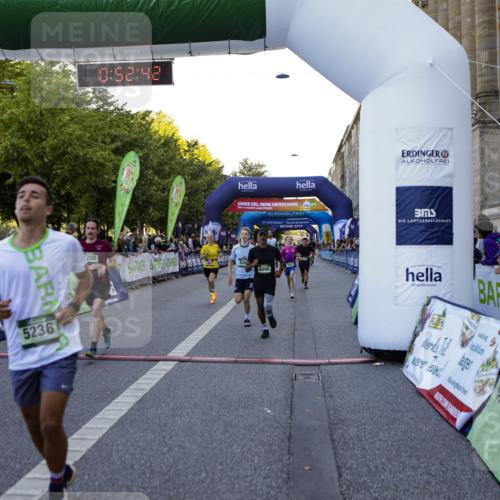 01.09.2024 - BARMER Alsterlauf Kathrin Stürmer Photography http://msf.ph/oto/6969678 01.09.2024 09:52:40 Ziel 2607, 2735, 2737, 2778, 2880, 3279, 3297, 3507, 3635, 3823, 3843, 4248, 4288, 4295, 4427, 4712, 4726, 4741, 5187, 5234, 8066, 8126, 2036, 2188, 2453, 3235, 3377, 3716, 3858, 4077, 4200, 4203, 4658, 4864, 4933, 5236, 8095, 8098, 8269 meine-sportfotos.de