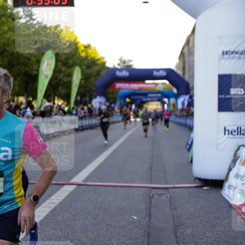 01.09.2024 - BARMER Alsterlauf Kathrin Stürmer Photography http://msf.ph/oto/6969691 01.09.2024 09:53:01 Ziel 2008, 2692, 2714, 3052, 3113, 3449, 3509, 3631, 3632, 3732, 3887, 3889, 4033, 4082, 4506, 4627, 4806, 4807, 4851, 5025, 8365, 2310, 2338, 2742, 2862, 2931, 3325, 3355, 8161, 8258, 8279 meine-sportfotos.de