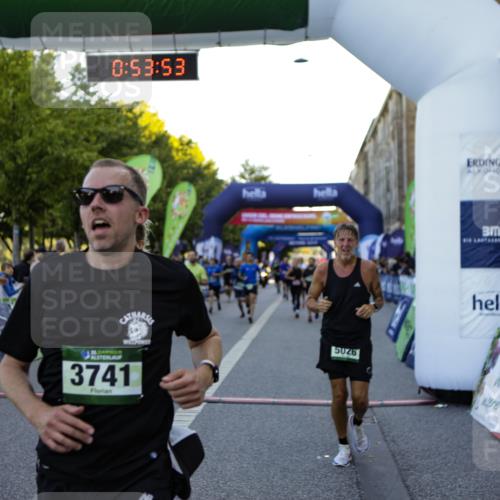 01.09.2024 - BARMER Alsterlauf Kathrin Stürmer Photography http://msf.ph/oto/6969699 01.09.2024 09:53:51 Ziel 2096, 2385, 2478, 2494, 2733, 2748, 2845, 3172, 3232, 3237, 3257, 3492, 3721, 3740, 3785, 3786, 3985, 4030, 4042, 4094, 4219, 4313, 4421, 4530, 4535, 4616, 4660, 4940, 4950, 4965, 5154, 8225, 8333, 2042, 2190, 2215, 2399, 3014, 3020, 3136, 3741, 3808, 4194, 4383, 4457, 4533, 4661, 4924, 5026, 5155, 5157, 5202, 8013 meine-sportfotos.de