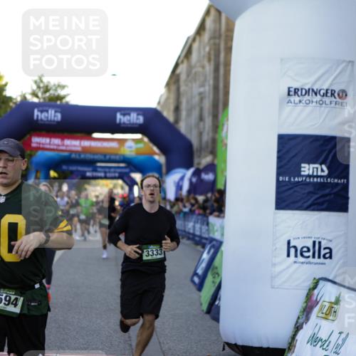 01.09.2024 - BARMER Alsterlauf Kathrin Stürmer Photography http://msf.ph/oto/6969711 01.09.2024 09:54:01 Ziel 2096, 2147, 2219, 2239, 2368, 2393, 2478, 2494, 2746, 2748, 2966, 3100, 3172, 3173, 3232, 3237, 3601, 3602, 3607, 3740, 3745, 3785, 3786, 3985, 4042, 4094, 4421, 4530, 4535, 4566, 4567, 4616, 4660, 4901, 4965, 5154, 5182, 5185, 5194, 8333, 2156, 2215, 2399, 2711, 2808, 3014, 3020, 3333, 3777, 3852, 4041, 4154, 4533, 4594, 4661, 4924, 5034, 5155, 5157, 5183, 5202, 8013, 8128, 8166, 8277 meine-sportfotos.de