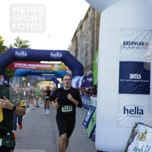 01.09.2024 - BARMER Alsterlauf Kathrin Stürmer Photography http://msf.ph/oto/6969712 01.09.2024 09:54:02 Ziel 2096, 2147, 2219, 2239, 2368, 2393, 2478, 2494, 2589, 2746, 2748, 2966, 3100, 3173, 3232, 3601, 3602, 3607, 3740, 3745, 3985, 4042, 4094, 4421, 4530, 4535, 4566, 4567, 4616, 4660, 4901, 5154, 5182, 5185, 5194, 8333, 2156, 2215, 2296, 2399, 2711, 2808, 3014, 3333, 3777, 3852, 4041, 4055, 4154, 4533, 4594, 4924, 5034, 5155, 5157, 5183, 5202, 8020, 8128, 8166, 8277 meine-sportfotos.de
