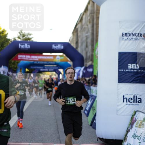 01.09.2024 - BARMER Alsterlauf Kathrin Stürmer Photography http://msf.ph/oto/6969713 01.09.2024 09:54:02 Ziel 2096, 2147, 2219, 2239, 2368, 2393, 2478, 2494, 2589, 2746, 2748, 2966, 3100, 3173, 3232, 3601, 3602, 3607, 3740, 3745, 3985, 4042, 4094, 4421, 4530, 4535, 4566, 4567, 4616, 4660, 4901, 5154, 5182, 5185, 5194, 8333, 2156, 2215, 2296, 2399, 2711, 2808, 3014, 3333, 3777, 3852, 4041, 4055, 4154, 4533, 4594, 4924, 5034, 5155, 5157, 5183, 5202, 8020, 8128, 8166, 8277 meine-sportfotos.de