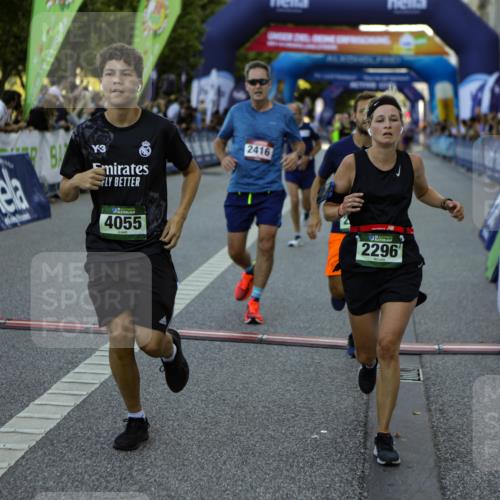 01.09.2024 - BARMER Alsterlauf Kathrin Stürmer Photography http://msf.ph/oto/6969735 01.09.2024 09:54:12 Ziel 2041, 2147, 2219, 2239, 2368, 2393, 2488, 2489, 2589, 2672, 2746, 2966, 3023, 3100, 3173, 3601, 3602, 3607, 3745, 3807, 3812, 4566, 4567, 4901, 5182, 5185, 5194, 5278, 8226, 2156, 2296, 2297, 2416, 2697, 2711, 2728, 2985, 3777, 3852, 4055, 4240, 4895, 5034, 5183, 5229, 8020, 8128, 8166, 8277 meine-sportfotos.de