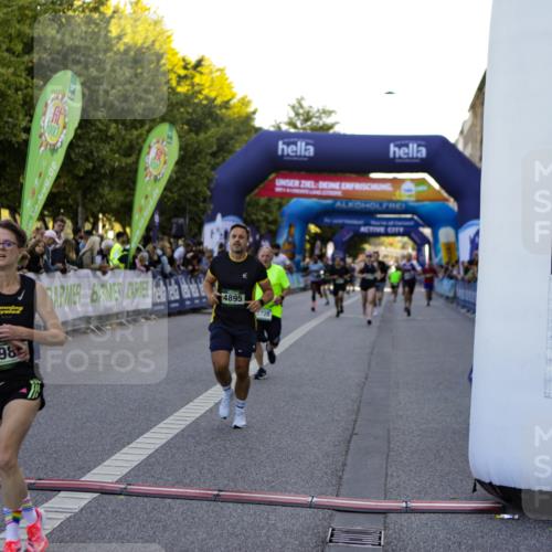 01.09.2024 - BARMER Alsterlauf Kathrin Stürmer Photography http://msf.ph/oto/6969740 01.09.2024 09:54:17 Ziel 2041, 2147, 2205, 2219, 2239, 2488, 2489, 2589, 2672, 3023, 3034, 3173, 3601, 3602, 3682, 3745, 3807, 3812, 4010, 4011, 4734, 4901, 4934, 4939, 5278, 8110, 8226, 8252, 8334, 2296, 2297, 2416, 2540, 2599, 2697, 2728, 2985, 3780, 4055, 4240, 4315, 4738, 4895, 5001, 5229, 8020 meine-sportfotos.de