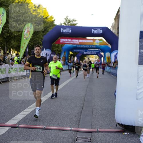 01.09.2024 - BARMER Alsterlauf Kathrin Stürmer Photography http://msf.ph/oto/6969743 01.09.2024 09:54:17 Ziel 2041, 2147, 2205, 2219, 2239, 2488, 2489, 2589, 2672, 3023, 3034, 3173, 3601, 3602, 3682, 3745, 3807, 3812, 4010, 4011, 4734, 4901, 4934, 4939, 5278, 8110, 8226, 8252, 8334, 2296, 2297, 2416, 2540, 2599, 2697, 2728, 2985, 3780, 4055, 4240, 4315, 4738, 4895, 5001, 5229, 8020 meine-sportfotos.de