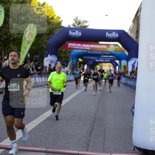 01.09.2024 - BARMER Alsterlauf Kathrin Stürmer Photography http://msf.ph/oto/6969746 01.09.2024 09:54:18 Ziel 2041, 2147, 2205, 2219, 2239, 2488, 2489, 2589, 2672, 3023, 3034, 3173, 3601, 3602, 3682, 3745, 3807, 3812, 4010, 4011, 4633, 4734, 4901, 4934, 4939, 5278, 8110, 8226, 8252, 8334, 2297, 2416, 2540, 2599, 2697, 2728, 2985, 3776, 3780, 4240, 4315, 4738, 4895, 5001, 5229 meine-sportfotos.de
