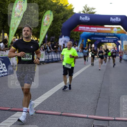 01.09.2024 - BARMER Alsterlauf Kathrin Stürmer Photography http://msf.ph/oto/6969747 01.09.2024 09:54:18 Ziel 2041, 2147, 2205, 2219, 2239, 2488, 2489, 2589, 2672, 3023, 3034, 3173, 3601, 3602, 3682, 3745, 3807, 3812, 4010, 4011, 4633, 4734, 4901, 4934, 4939, 5278, 8110, 8226, 8252, 8334, 2297, 2416, 2540, 2599, 2697, 2728, 2985, 3776, 3780, 4240, 4315, 4738, 4895, 5001, 5229 meine-sportfotos.de