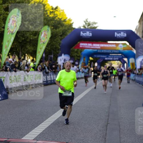 01.09.2024 - BARMER Alsterlauf Kathrin Stürmer Photography http://msf.ph/oto/6969750 01.09.2024 09:54:18 Ziel 2041, 2147, 2205, 2219, 2239, 2488, 2489, 2589, 2672, 3023, 3034, 3173, 3601, 3602, 3682, 3745, 3807, 3812, 4010, 4011, 4633, 4734, 4901, 4934, 4939, 5278, 8110, 8226, 8252, 8334, 2297, 2416, 2540, 2599, 2697, 2728, 2985, 3776, 3780, 4240, 4315, 4738, 4895, 5001, 5229 meine-sportfotos.de