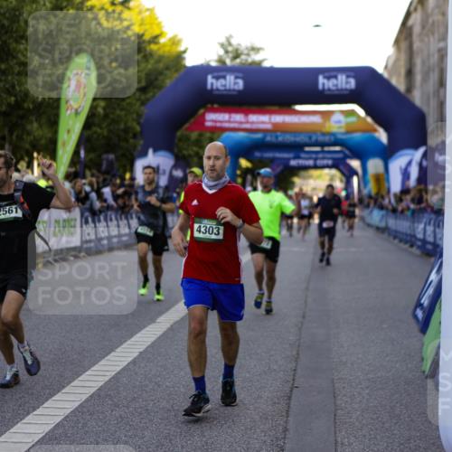 01.09.2024 - BARMER Alsterlauf Kathrin Stürmer Photography http://msf.ph/oto/6969756 01.09.2024 09:54:29 Ziel 2169, 2205, 2265, 2292, 2499, 2858, 2983, 3005, 3034, 3199, 3331, 3627, 3665, 3682, 3769, 3835, 4010, 4011, 4517, 4633, 4734, 4798, 4801, 4854, 4934, 4939, 5021, 5066, 5180, 5278, 8110, 8252, 8334, 2540, 2561, 2599, 2878, 3442, 3654, 3776, 3780, 3962, 4172, 4173, 4303, 4315, 4514, 4738, 5001 meine-sportfotos.de