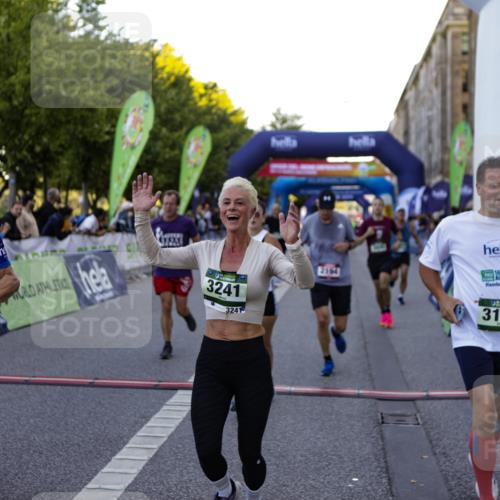 01.09.2024 - BARMER Alsterlauf Kathrin Stürmer Photography http://msf.ph/oto/6969800 01.09.2024 09:55:35 Ziel 2018, 2182, 2285, 2718, 2856, 2937, 2946, 2948, 3292, 3293, 3313, 3458, 3592, 3613, 3781, 3849, 3867, 4009, 4037, 4038, 4362, 4364, 4365, 4366, 4459, 4819, 4925, 4931, 5008, 5227, 8323, 2194, 2232, 2955, 3060, 3156, 3186, 3241, 3317, 3409, 3800, 3923, 4053, 4654, 5027, 5082, 5109, 5243, 8350 meine-sportfotos.de