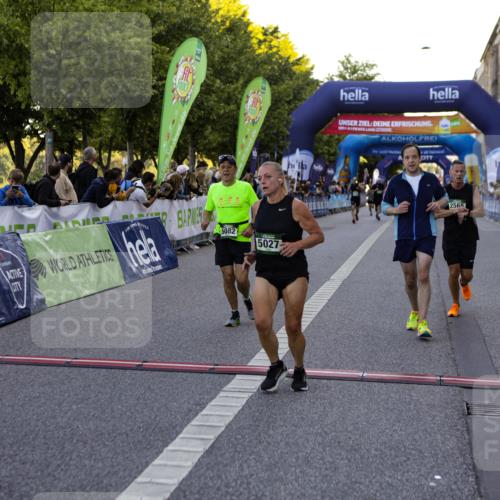 01.09.2024 - BARMER Alsterlauf Kathrin Stürmer Photography http://msf.ph/oto/6969805 01.09.2024 09:55:43 Ziel 2157, 2285, 2298, 2547, 2718, 2856, 2946, 2978, 3313, 3849, 4009, 4037, 4038, 4161, 4459, 4717, 4931, 5227, 5288, 2232, 2565, 2955, 3060, 3800, 4187, 5027, 5082, 5109, 5243 meine-sportfotos.de