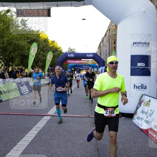 01.09.2024 - BARMER Alsterlauf Kathrin Stürmer Photography http://msf.ph/oto/6969822 01.09.2024 09:55:57 Ziel 2157, 2298, 2305, 2317, 2547, 2673, 2707, 2772, 2978, 2996, 3120, 3153, 3296, 3649, 3657, 4160, 4320, 4409, 4504, 4918, 5110, 5123, 5200, 5239, 5271, 5288, 5304, 8129, 2100, 2195, 2458, 2616, 2782, 3117, 3181, 3423, 3431, 3432, 3433, 3548, 3703, 3857, 3989, 4187, 4476, 4718, 4782, 4866, 4899, 4946, 5108, 5226, 5262 meine-sportfotos.de