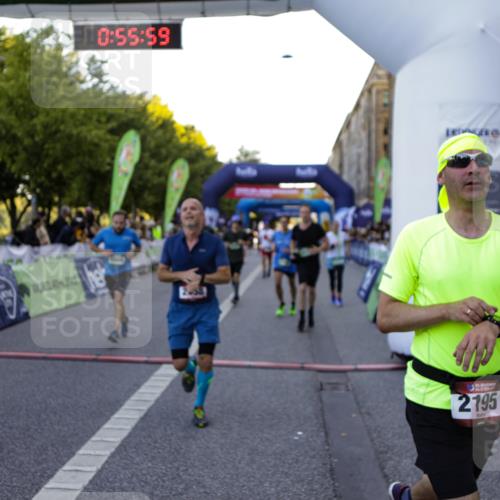 01.09.2024 - BARMER Alsterlauf Kathrin Stürmer Photography http://msf.ph/oto/6969824 01.09.2024 09:55:57 Ziel 2157, 2298, 2305, 2317, 2547, 2673, 2707, 2772, 2978, 2996, 3120, 3153, 3296, 3649, 3657, 4160, 4320, 4409, 4504, 4918, 5110, 5123, 5200, 5239, 5271, 5288, 5304, 8129, 2100, 2195, 2458, 2616, 2782, 3117, 3181, 3423, 3431, 3432, 3433, 3548, 3703, 3857, 3989, 4187, 4476, 4718, 4782, 4866, 4899, 4946, 5108, 5226, 5262 meine-sportfotos.de