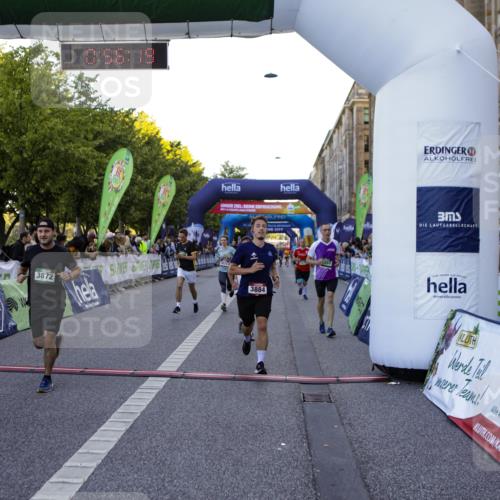 01.09.2024 - BARMER Alsterlauf Kathrin Stürmer Photography http://msf.ph/oto/6969848 01.09.2024 09:56:17 Ziel 2317, 2319, 2342, 2405, 2415, 2426, 3054, 3229, 3358, 3359, 3859, 3924, 3945, 4065, 4260, 4280, 4350, 4462, 4768, 4769, 5035, 5110, 5176, 8059, 2874, 2914, 3207, 3352, 3425, 3536, 3561, 3872, 3884, 3929, 3997, 4128, 4178, 4357, 4473, 4735, 4736, 4896 meine-sportfotos.de